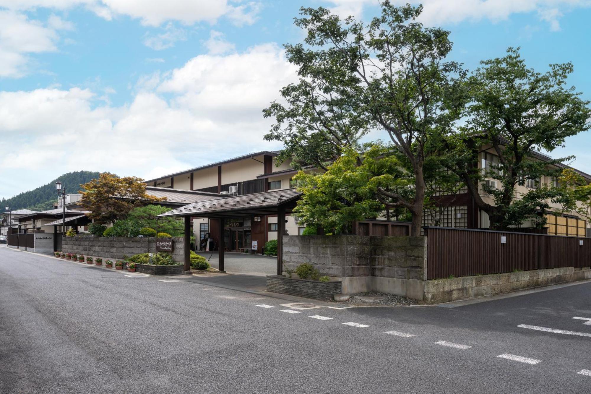 Hohoemino Kuyufu Tsuruya Hotel Tendo Exterior photo